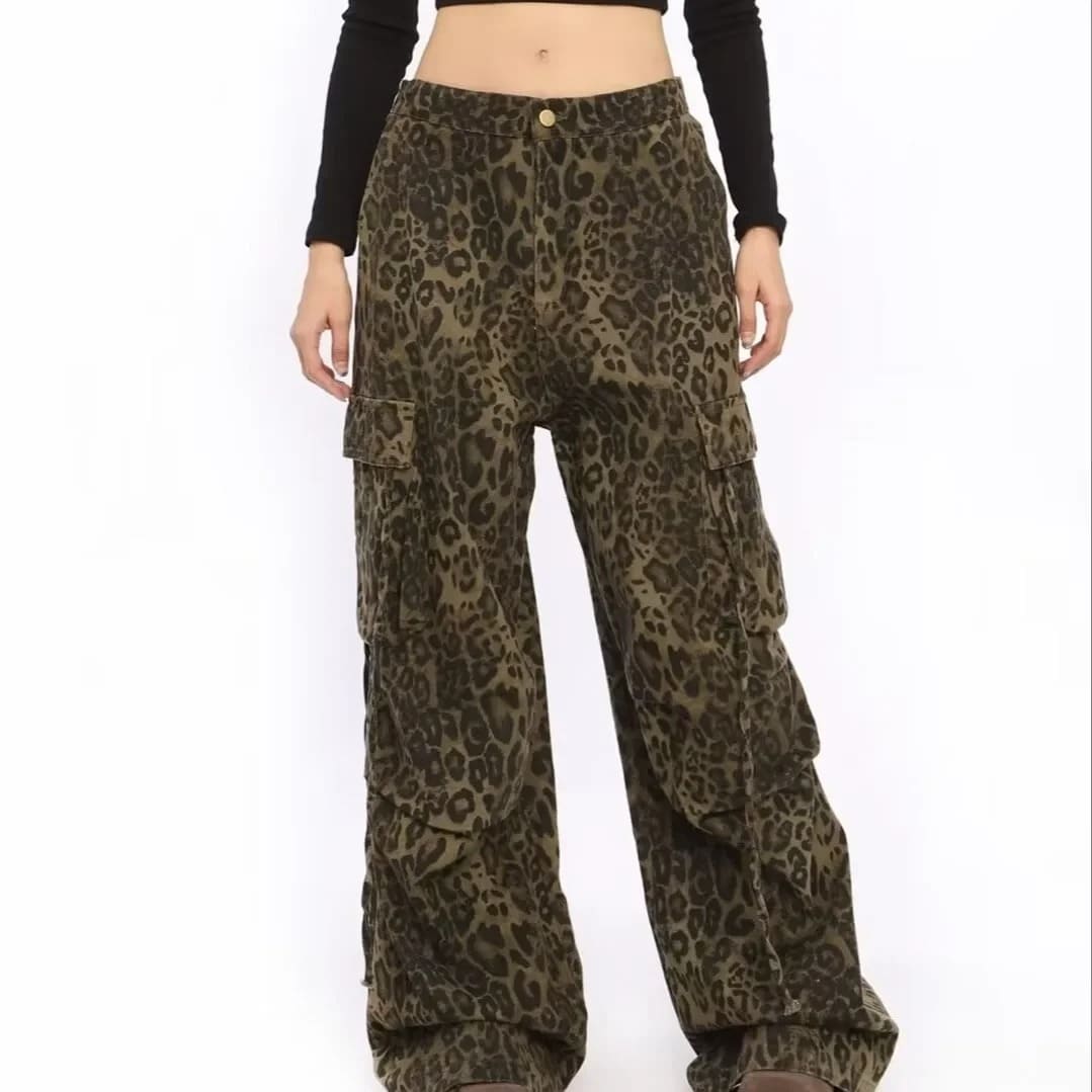 Calça Cargo Leopardo